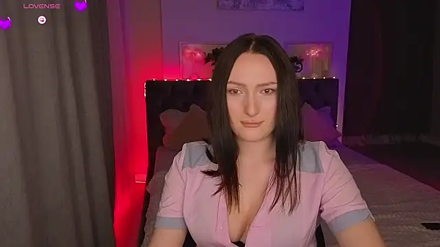 MizLouLou online show from May 19, 2026, 11:34 pm