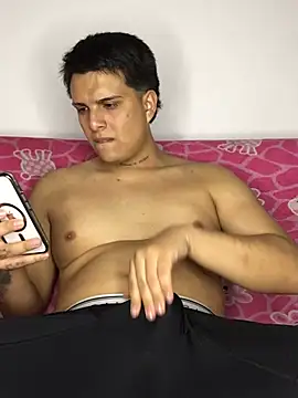alexerdiego online show from July 4, 2026, 2:43 pm