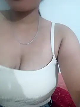 Snapshot of Mirra-a chatting on June 8, 2026, 1:55 pm Mirra-a online show from June 8, 2026, 1:55 pm