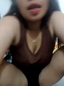 Snapshot of Mirra-a chatting on June 22, 2026, 4:26 pm Mirra-a online show from June 22, 2026, 4:26 pm