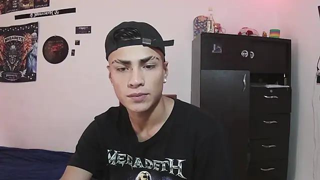 Snapshot of Fenix_hardcock chatting on June 3, 2026, 2:29 pm Fenix hardcock online show from June 3, 2026, 2:29 pm