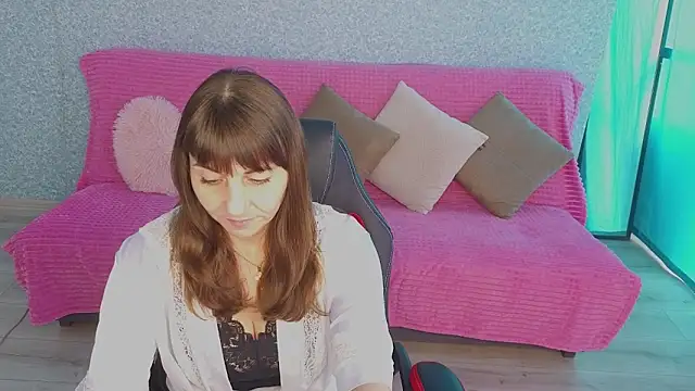 StelaDream online show from May 21, 2026, 9:50 am