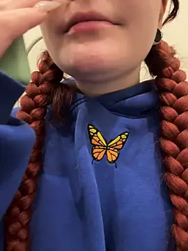 Snapshot of Baby__Fox chatting on May 14, 2026, 5:32 pm Baby Fox online show from May 14, 2026, 5:32 pm