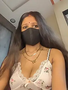 Snapshot of kaira_noty chatting on June 10, 2026, 3:08 am kaira noty online show from June 10, 2026, 3:08 am