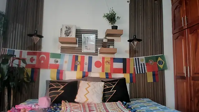 Snapshot of Evaa_campbell chatting on June 24, 2026, 12:48 pm Evaa campbell online show from June 24, 2026, 12:48 pm