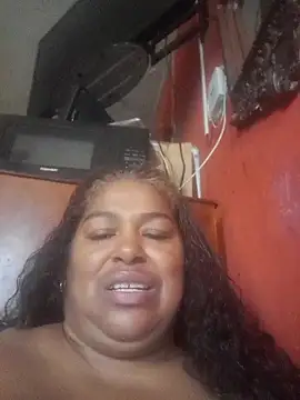 Snapshot of Megansquirt69 chatting on May 21, 2026, 2:14 pm Megansquirt69 online show from May 21, 2026, 2:14 pm