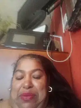 Snapshot of Megansquirt69 chatting on June 24, 2026, 2:26 pm Megansquirt69 online show from June 24, 2026, 2:26 pm