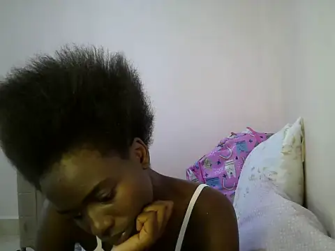 Snapshot of BUNNY_BLISS1 chatting on June 1, 2026, 8:36 am BUNNY BLISS1 online show from June 1, 2026, 8:36 am