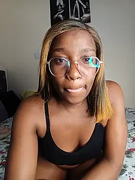 Snapshot of Miss-Temptasion chatting on July 2, 2026, 7:53 pm Miss-Temptasion online show from July 2, 2026, 7:53 pm