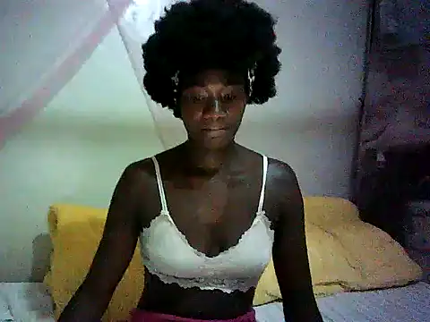 Snapshot of Teshcolaria_20 chatting on May 15, 2026, 7:34 pm Teshcolaria 20 online show from May 15, 2026, 7:34 pm
