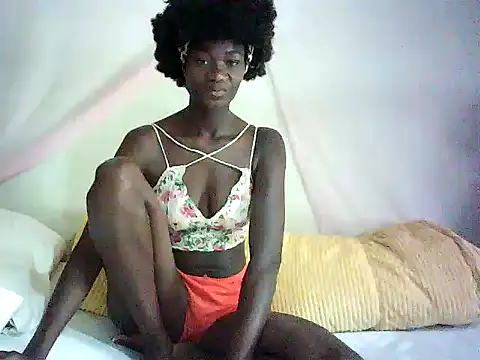 Snapshot of Teshcolaria_20 chatting on May 16, 2026, 7:51 am Teshcolaria 20 online show from May 16, 2026, 7:51 am