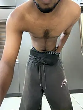 male18in online show from June 16, 2026, 8:09 pm