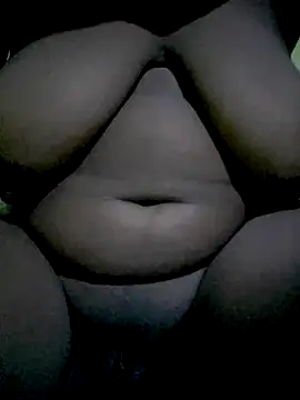 sylivia9999 online show from May 18, 2026, 7:29 pm