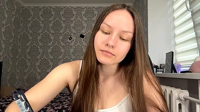 Snapshot of ShaylaChong chatting on June 16, 2026, 6:13 am ShaylaChong online show from June 16, 2026, 6:13 am
