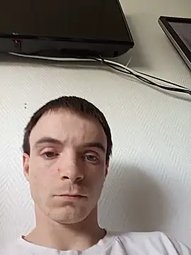 Snapshot of thomsnapchaud chatting on June 30, 2026, 9:31 am thomsnapchaud online show from June 30, 2026, 9:31 am