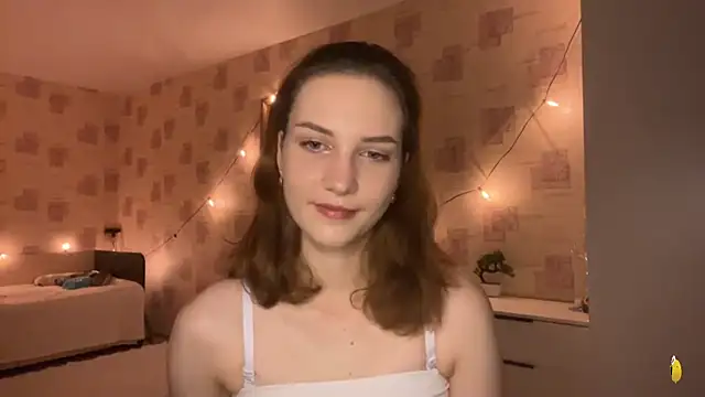 Snapshot of Megan_swiftss chatting on May 23, 2026, 6:29 pm Megan swiftss online show from May 23, 2026, 6:29 pm