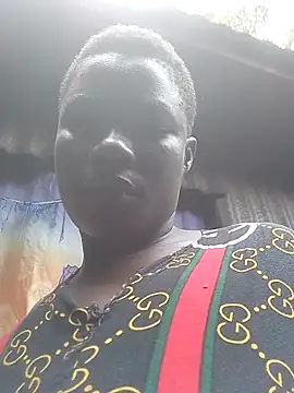 Snapshot of SpiceDiana1 chatting on July 9, 2026, 10:04 am SpiceDiana1 online show from July 9, 2026, 10:04 am