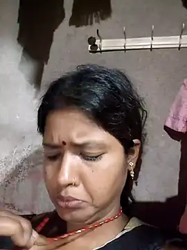 Snapshot of your-candy-cam chatting on July 1, 2026, 12:33 am your-candy-cam online show from July 1, 2026, 12:33 am