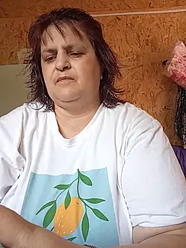 Snapshot of LisichkaOksana chatting on June 12, 2026, 10:46 am LisichkaOksana online show from June 12, 2026, 10:46 am