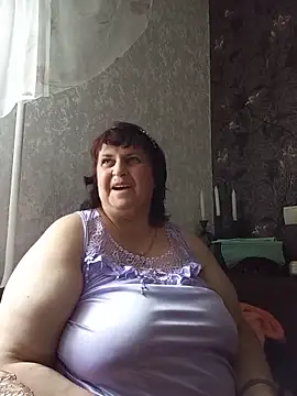 Snapshot of LisichkaOksana chatting on June 20, 2026, 8:19 am LisichkaOksana online show from June 20, 2026, 8:19 am