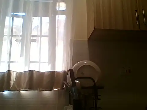 Snapshot of Hotty_Luizer chatting on May 26, 2026, 7:28 am Hotty Luizer online show from May 26, 2026, 7:28 am