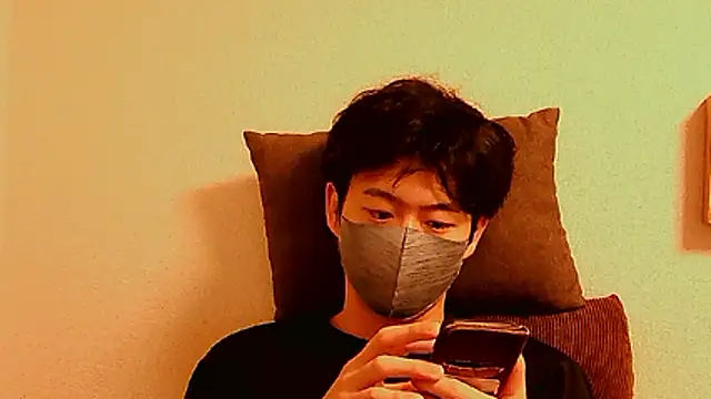 Snapshot of ryuri3939 chatting on May 21, 2026, 10:23 am ryuri3939 online show from May 21, 2026, 10:23 am
