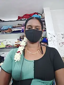 Snapshot of madhushree143 chatting on July 19, 2026, 5:49 am madhushree143 online show from July 19, 2026, 5:49 am
