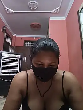 Miss kirtii online show from June 15, 2026, 6:07 pm