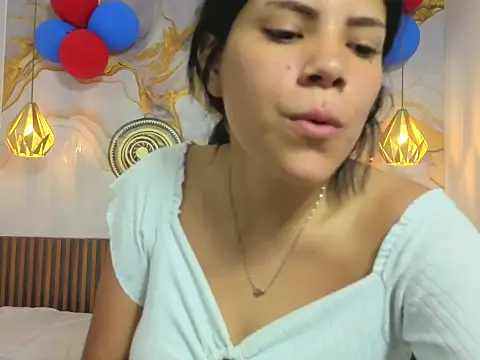 Snapshot of VenusCeleste chatting on June 27, 2026, 2:39 am VenusCeleste online show from June 27, 2026, 2:39 am