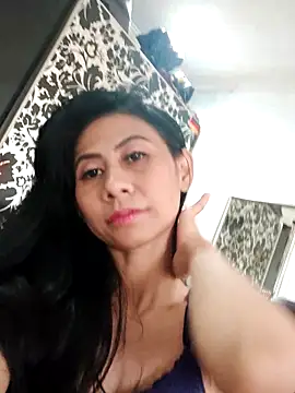 Snapshot of Alisaa0716 chatting on June 1, 2026, 8:03 am Alisaa0716 online show from June 1, 2026, 8:03 am