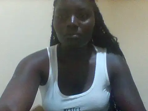 Snapshot of shesprettya chatting on May 18, 2026, 7:18 pm shesprettya online show from May 18, 2026, 7:18 pm