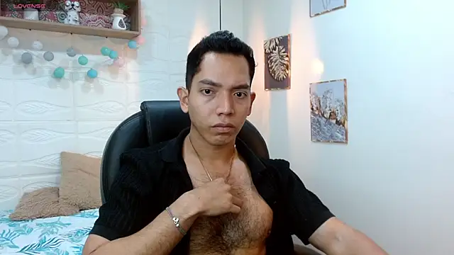 Snapshot of paul_cros chatting on June 19, 2026, 11:27 am paul cros online show from June 19, 2026, 11:27 am