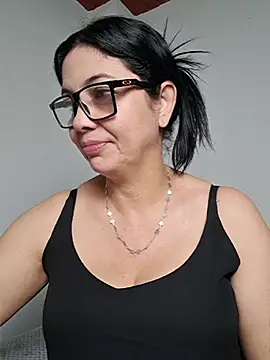 Snapshot of Scarlett_Valnyx chatting on June 11, 2026, 12:57 pm Scarlett Valnyx online show from June 11, 2026, 12:57 pm
