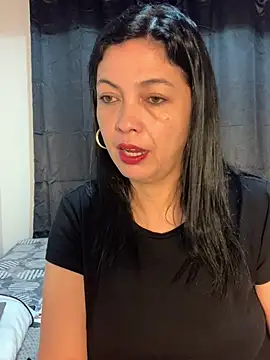 Snapshot of Scarlett_Valnyx chatting on July 3, 2026, 12:55 pm Scarlett Valnyx online show from July 3, 2026, 12:55 pm