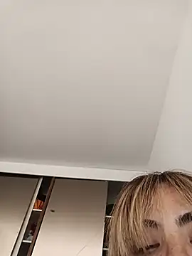 Ofeliafoxx online show from June 9, 2026, 4:19 pm