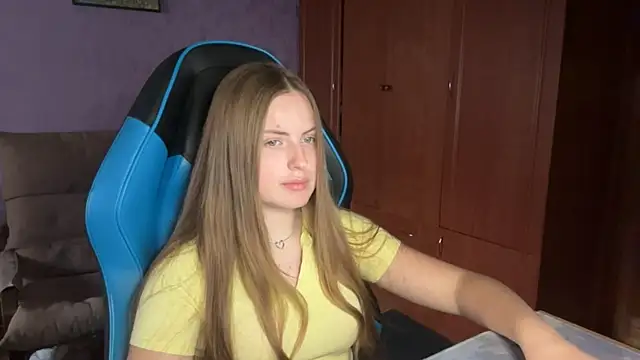 SilkSinner  online show from June 16, 2026, 2:06 pm