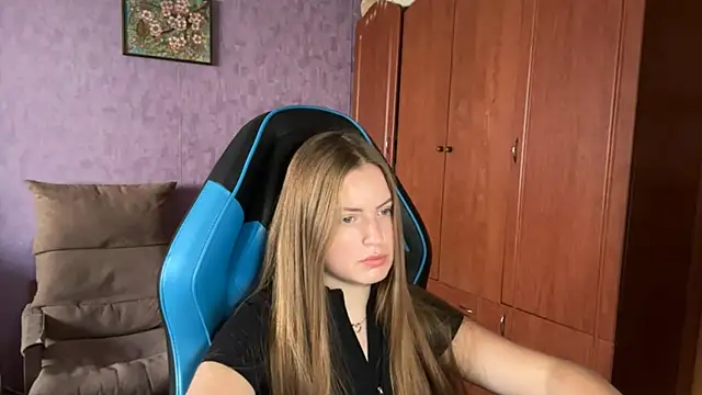 SilkSinner  online show from June 29, 2026, 11:10 am