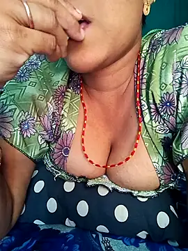 Snapshot of ritu4 chatting on May 20, 2026, 6:43 am ritu4 online show from May 20, 2026, 6:43 am