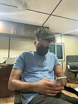 spiral  man007 online show from June 28, 2026, 7:31 pm