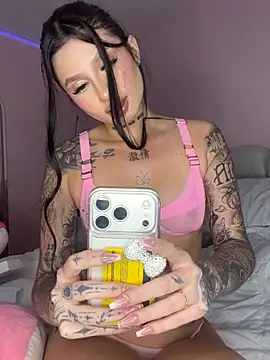 natali gray online show from May 26, 2026, 4:21 am