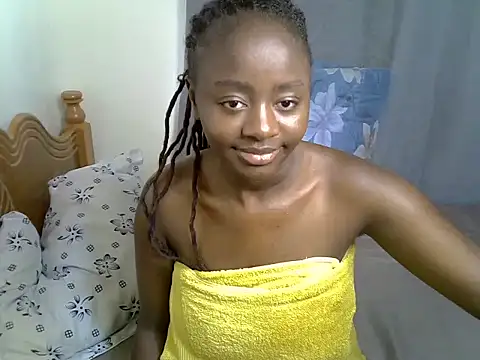 SexxyRoxy online show from June 17, 2026, 9:30 am