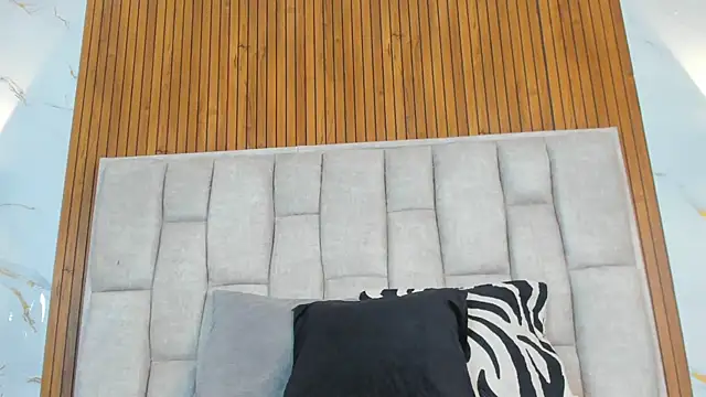 Ivy grayy  online show from July 2, 2026, 6:03 pm