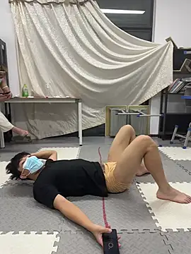 Snapshot of Mrwangjjkk chatting on June 26, 2026, 2:12 pm Mrwangjjkk online show from June 26, 2026, 2:12 pm