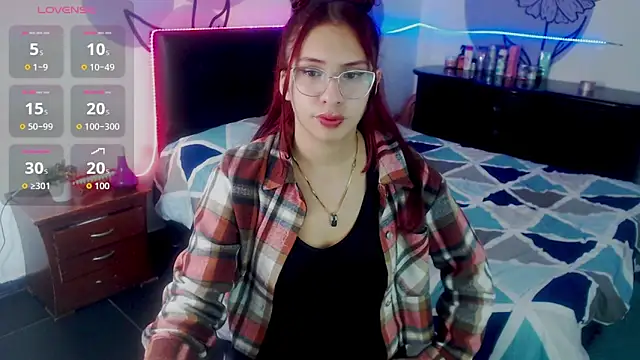 Snapshot of ashly_litlle chatting on June 20, 2026, 8:03 pm ashly litlle online show from June 20, 2026, 8:03 pm