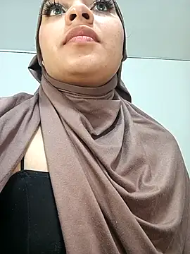 Snapshot of Samira_1 chatting on June 30, 2026, 11:05 pm Samira 1 online show from June 30, 2026, 11:05 pm