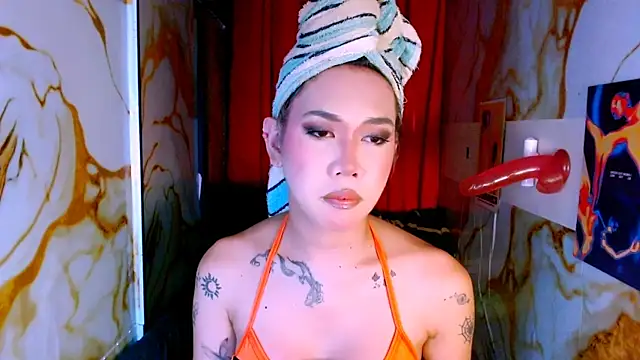 Snapshot of empressqueen_zoe chatting on June 30, 2026, 3:39 am empressqueen zoe online show from June 30, 2026, 3:39 am