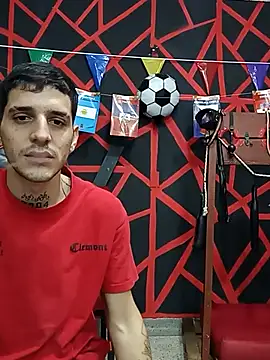 Snapshot of boy_max_latin chatting on June 25, 2026, 6:07 am boy max latin online show from June 25, 2026, 6:07 am