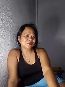 Snapshot of missLiLy07 chatting on May 31, 2026, 2:34 pm missLiLy07 online show from May 31, 2026, 2:34 pm