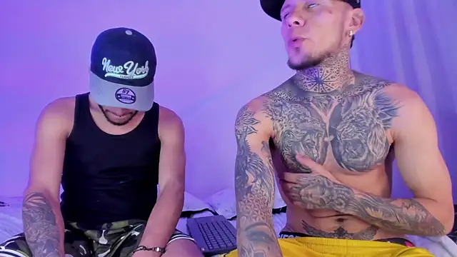 Snapshot of _Kevin_xxx chatting on March 8, 2025, 11:05 am Kevin xxx online show from March 8, 2025, 11:05 am