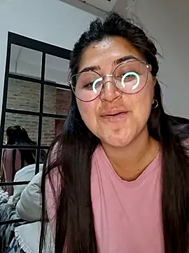 Snapshot of morena95_ chatting on May 25, 2026, 7:34 pm morena95 online show from May 25, 2026, 7:34 pm